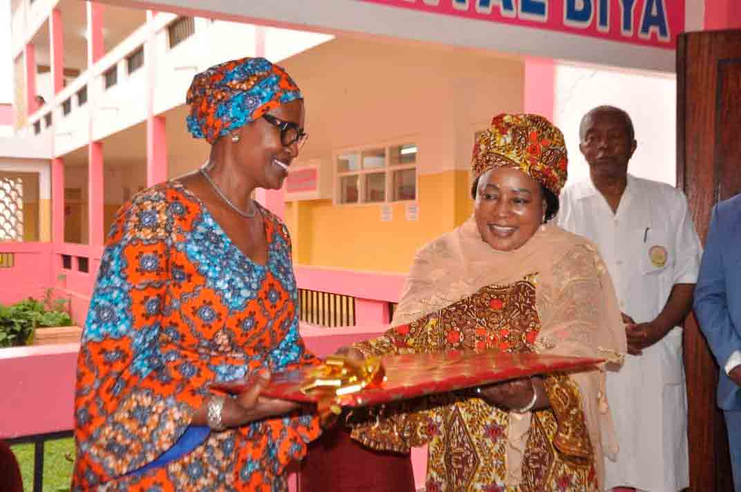Winnie Byanyima à la fondation Chantal Biya © CH